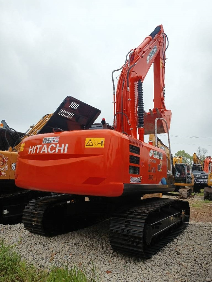 Hitachi ZX 200 - 履带式挖掘机:图4 Hitachi ZX 200 - 履带式挖掘机:图4