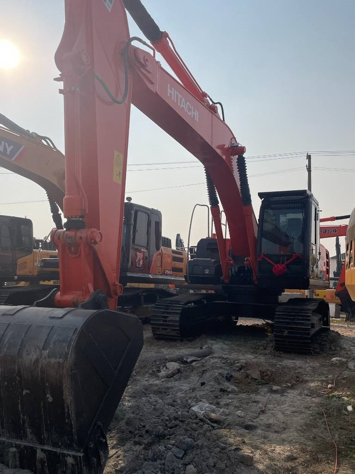 Hitachi ZX 210 - 履带式挖掘机:图4 Hitachi ZX 210 - 履带式挖掘机:图4