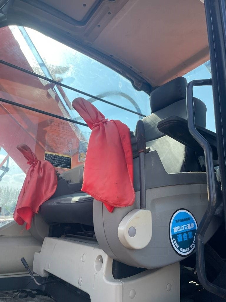 Hitachi ZX 240  - 履带式挖掘机:图2 Hitachi ZX 240  - 履带式挖掘机:图2