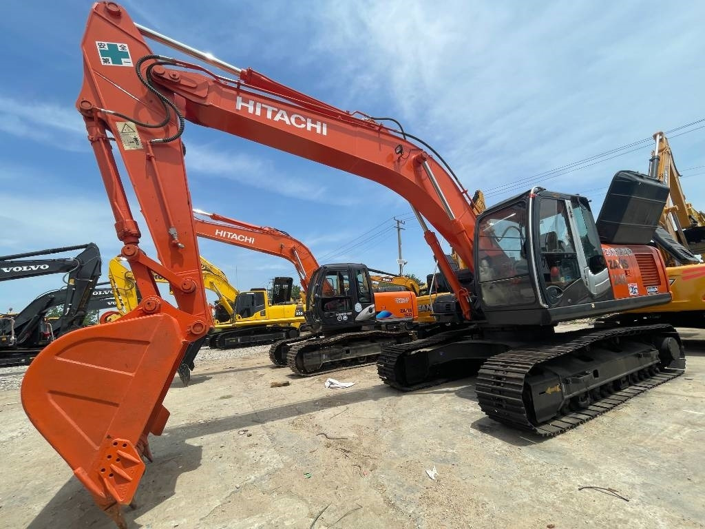 Hitachi ZX 240 - 履带式挖掘机:图1 Hitachi ZX 240 - 履带式挖掘机:图1