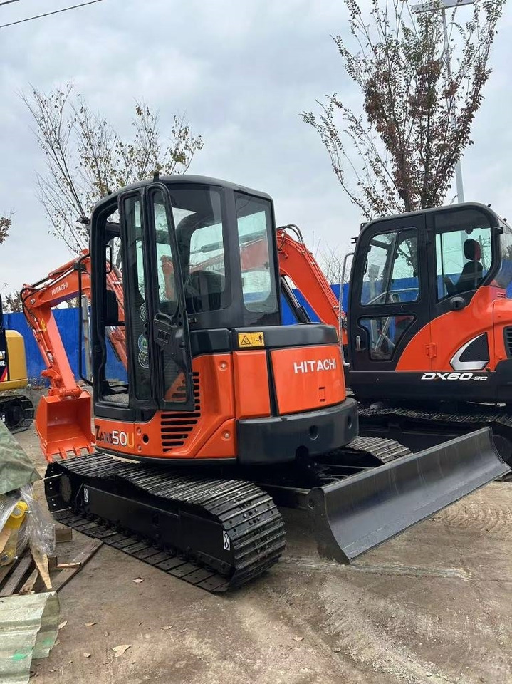 Hitachi ZX 50 U - 履带式挖掘机:图2 Hitachi ZX 50 U - 履带式挖掘机:图2