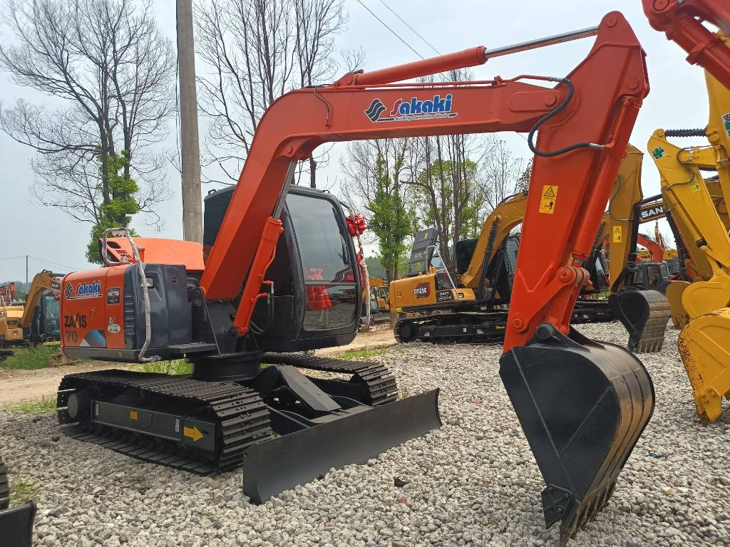 Hitachi ZX 70  - 小型挖掘机:图1 Hitachi ZX 70  - 小型挖掘机:图1