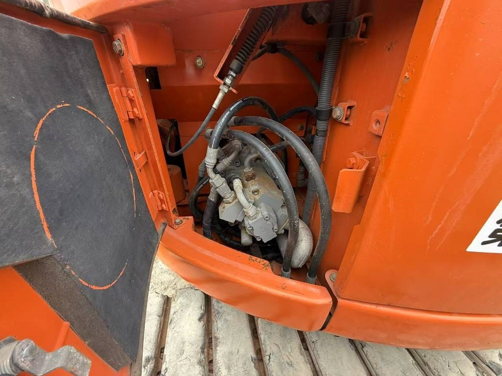 Hitachi ZX 75 US - 小型挖掘机:图4 Hitachi ZX 75 US - 小型挖掘机:图4