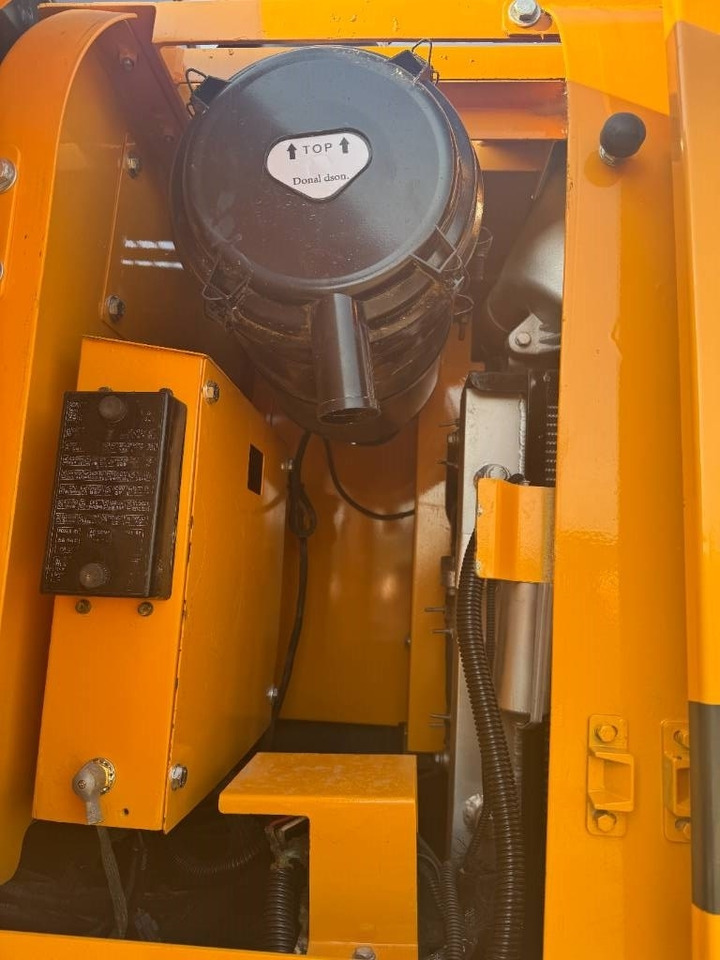 Hyundai HX 220 - 履带式挖掘机:图5 Hyundai HX 220 - 履带式挖掘机:图5