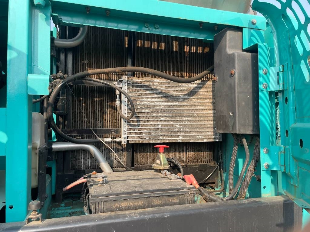 Kobelco SK 200 - 履带式挖掘机:图4 Kobelco SK 200 - 履带式挖掘机:图4