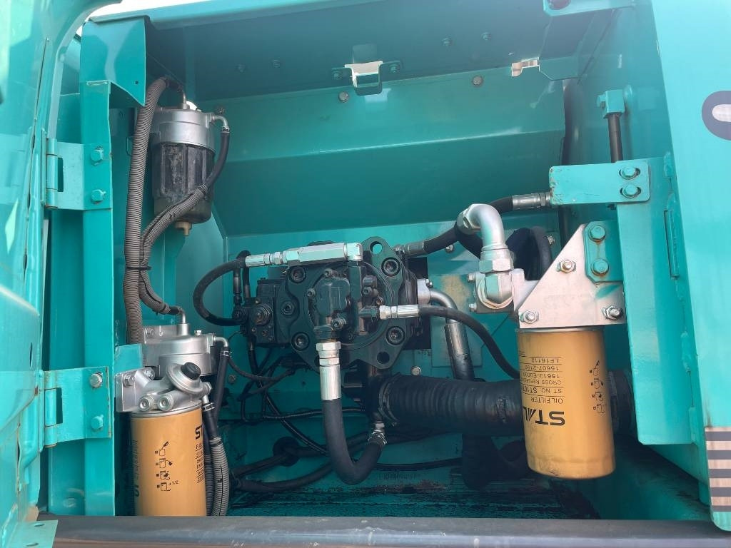 Kobelco SK 200 - 履带式挖掘机:图2 Kobelco SK 200 - 履带式挖掘机:图2