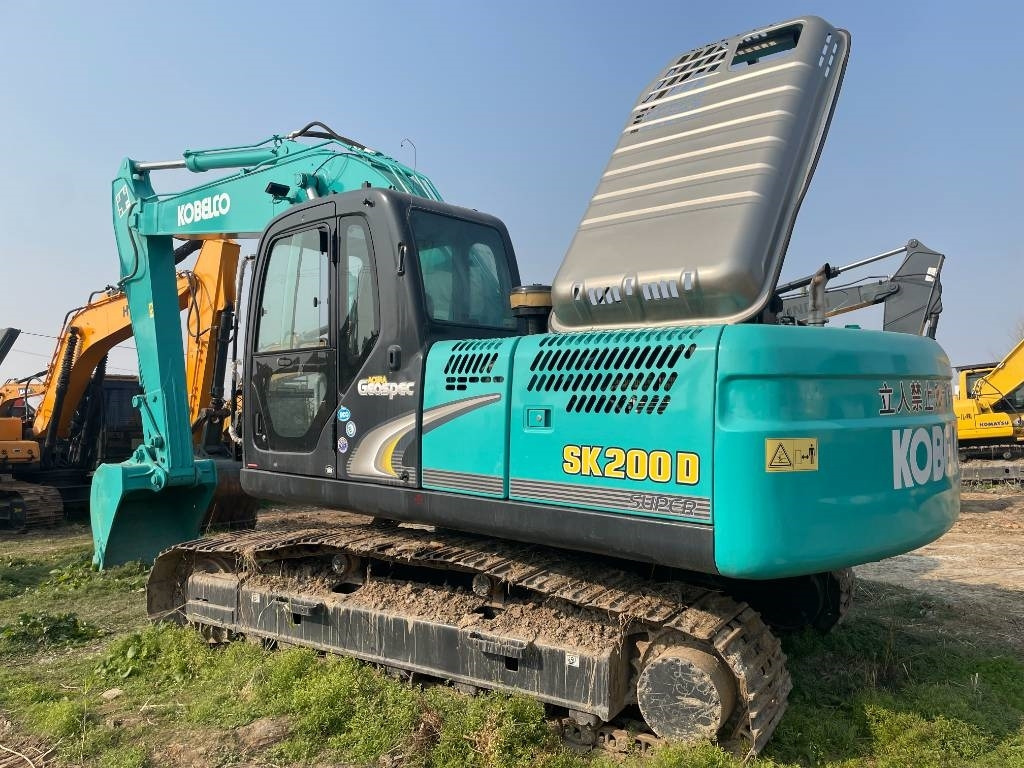 Kobelco SK 200 - 履带式挖掘机:图3 Kobelco SK 200 - 履带式挖掘机:图3