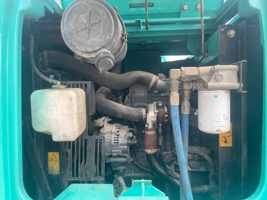 Kobelco SK 75 - 小型挖掘机:图2 Kobelco SK 75 - 小型挖掘机:图2