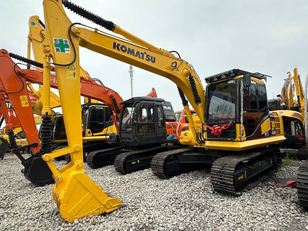 Komatsu PC 130  - 履带式挖掘机:图1 Komatsu PC 130  - 履带式挖掘机:图1