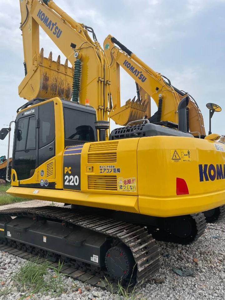 Komatsu PC 220  - 履带式挖掘机:图1 Komatsu PC 220  - 履带式挖掘机:图1