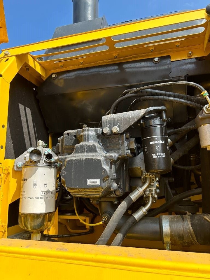 Komatsu PC 240  - 履带式挖掘机:图3 Komatsu PC 240  - 履带式挖掘机:图3