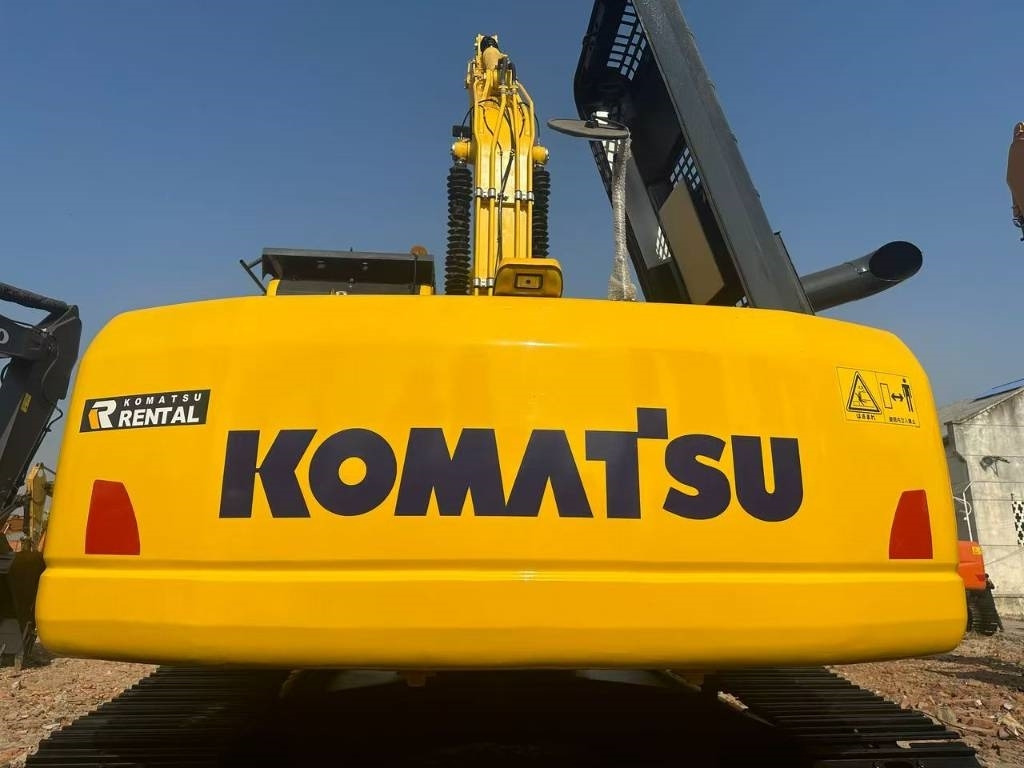 Komatsu PC 240 - 履带式挖掘机:图4 Komatsu PC 240 - 履带式挖掘机:图4