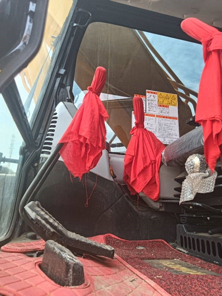 Komatsu PC 350 - 履带式挖掘机:图5 Komatsu PC 350 - 履带式挖掘机:图5