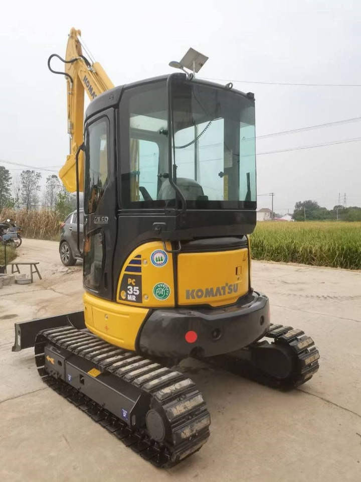 Komatsu PC 35  - 小型挖掘机:图2 Komatsu PC 35  - 小型挖掘机:图2