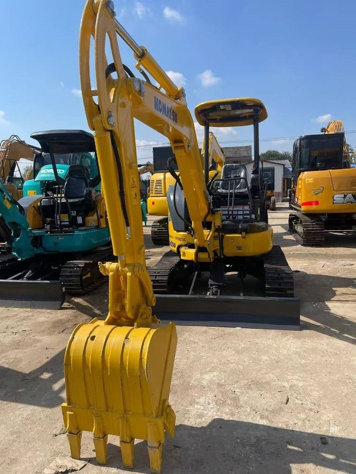 Komatsu PC 35 - 小型挖掘机:图2 Komatsu PC 35 - 小型挖掘机:图2