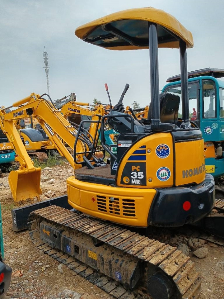 Komatsu PC 35  - 履带式挖掘机:图4 Komatsu PC 35  - 履带式挖掘机:图4