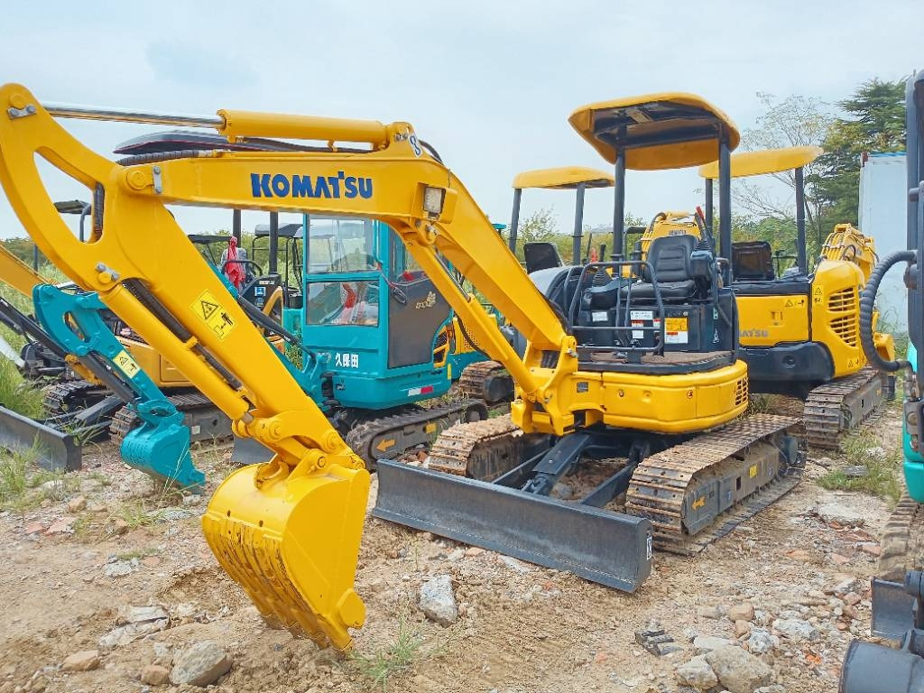 Komatsu PC 35  - 履带式挖掘机:图1 Komatsu PC 35  - 履带式挖掘机:图1