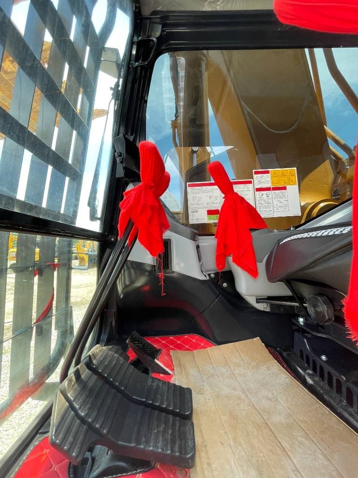 Komatsu PC 360 - 履带式挖掘机:图3 Komatsu PC 360 - 履带式挖掘机:图3