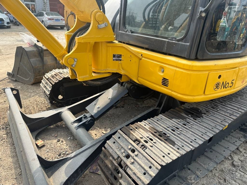 Komatsu PC 40 - 履带式挖掘机:图5 Komatsu PC 40 - 履带式挖掘机:图5