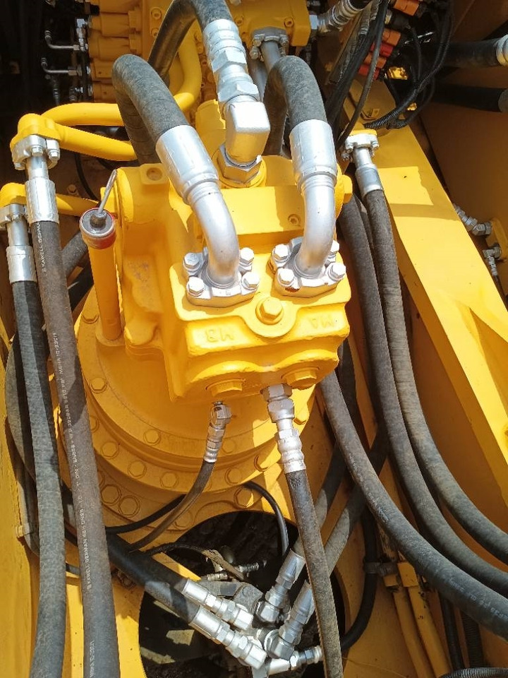 Komatsu PC 450 - 履带式挖掘机:图4 Komatsu PC 450 - 履带式挖掘机:图4