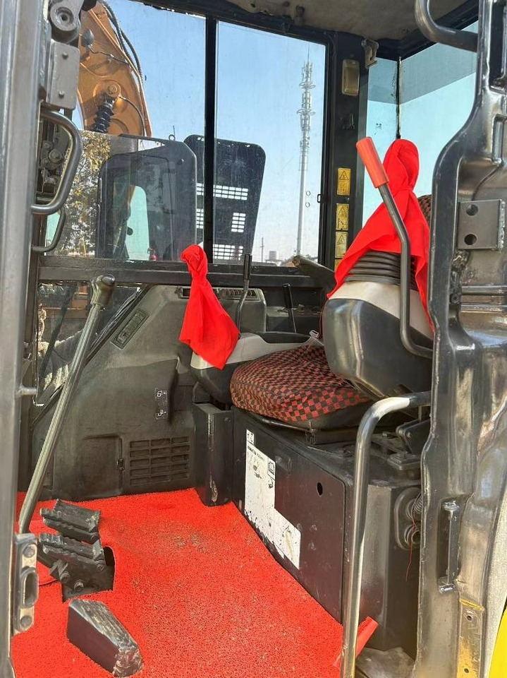 Komatsu PC 55 MR - 小型挖掘机:图4 Komatsu PC 55 MR - 小型挖掘机:图4