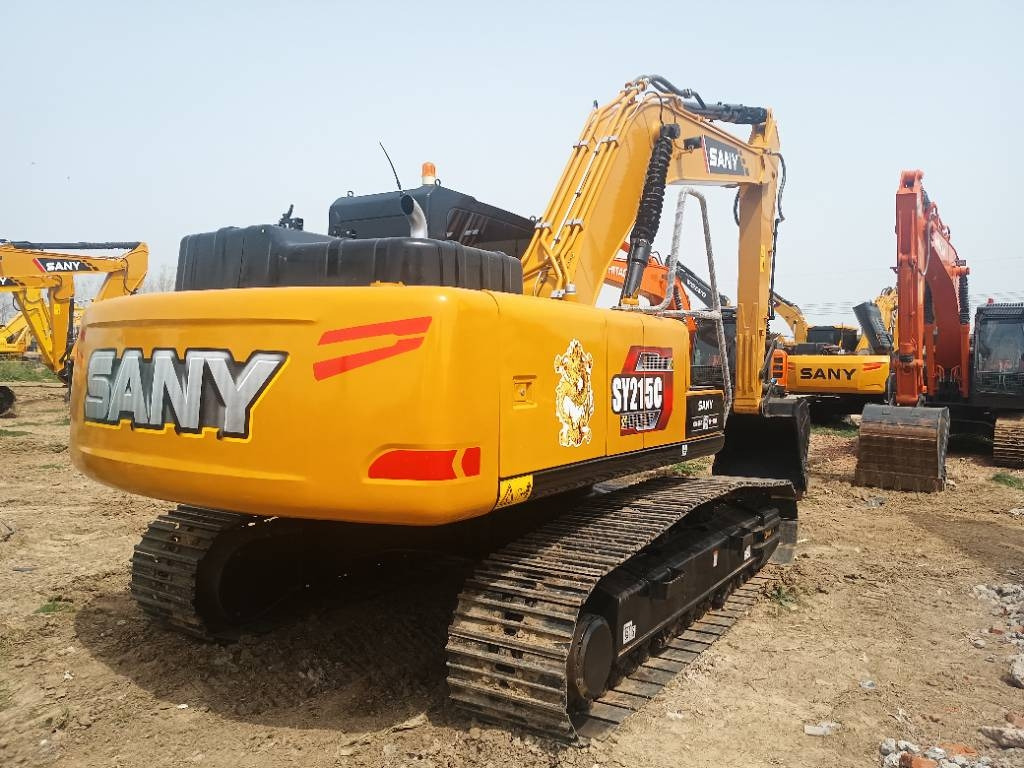 Sany SY 215 C  - 履带式挖掘机:图1 Sany SY 215 C  - 履带式挖掘机:图1