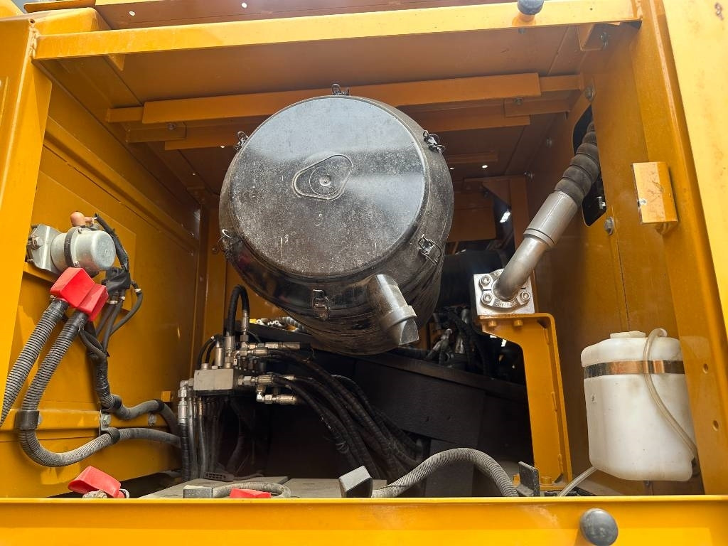 Sany SY 365 H - 履带式挖掘机:图3 Sany SY 365 H - 履带式挖掘机:图3