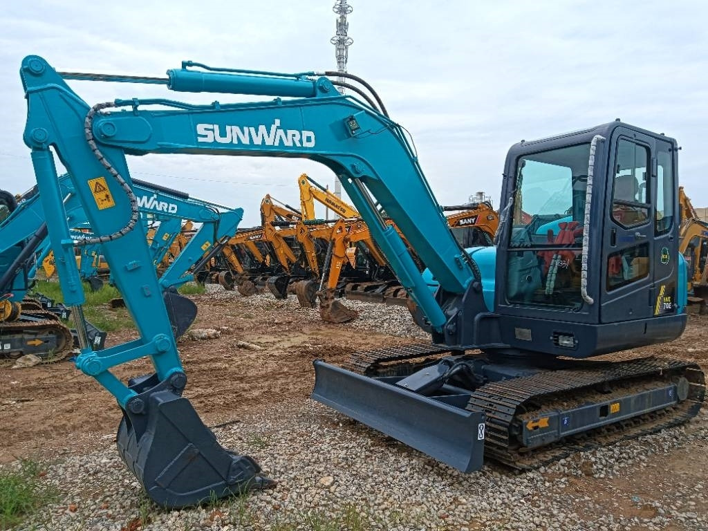 Sunward SWE 70 - 小型挖掘机:图3 Sunward SWE 70 - 小型挖掘机:图3