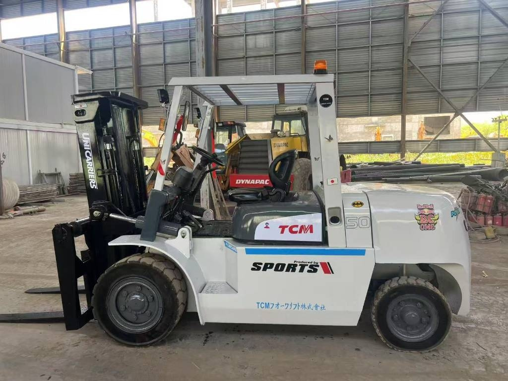 TCM FD 50 - 柴油叉车:图1 TCM FD 50 - 柴油叉车:图1