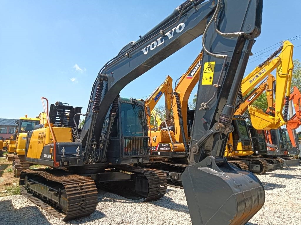 Volvo EC 140 B - 履带式挖掘机:图4 Volvo EC 140 B - 履带式挖掘机:图4
