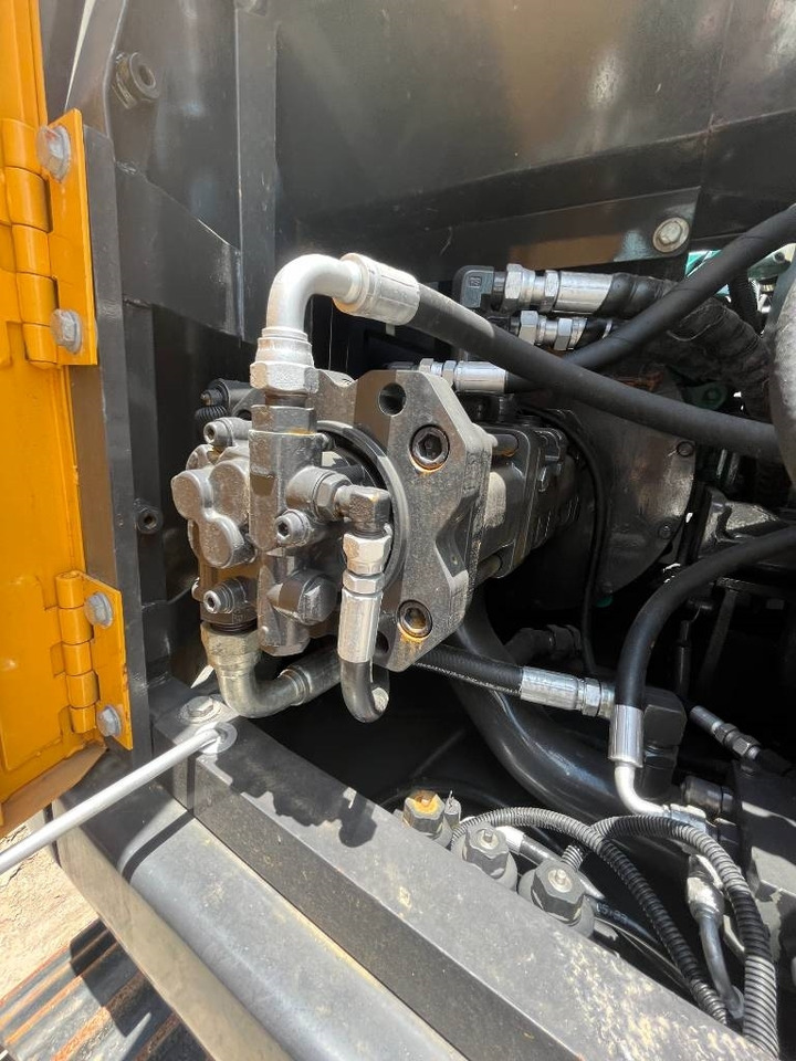 Volvo EC 140 - 履带式挖掘机:图5 Volvo EC 140 - 履带式挖掘机:图5