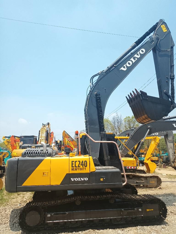 Volvo EC 240 - 履带式挖掘机:图1 Volvo EC 240 - 履带式挖掘机:图1