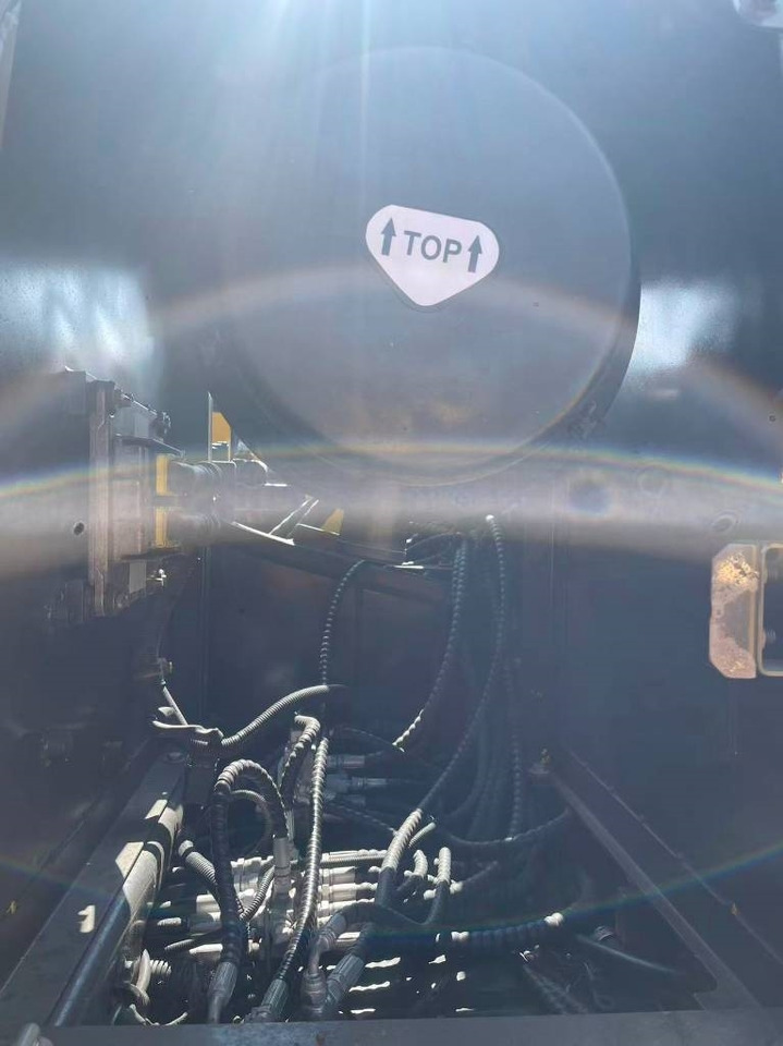 Volvo EC 240 - 履带式挖掘机:图3 Volvo EC 240 - 履带式挖掘机:图3