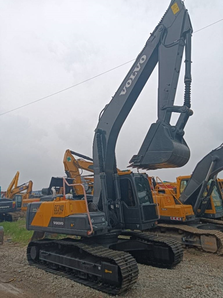 Volvo EC 240 - 履带式挖掘机:图5 Volvo EC 240 - 履带式挖掘机:图5