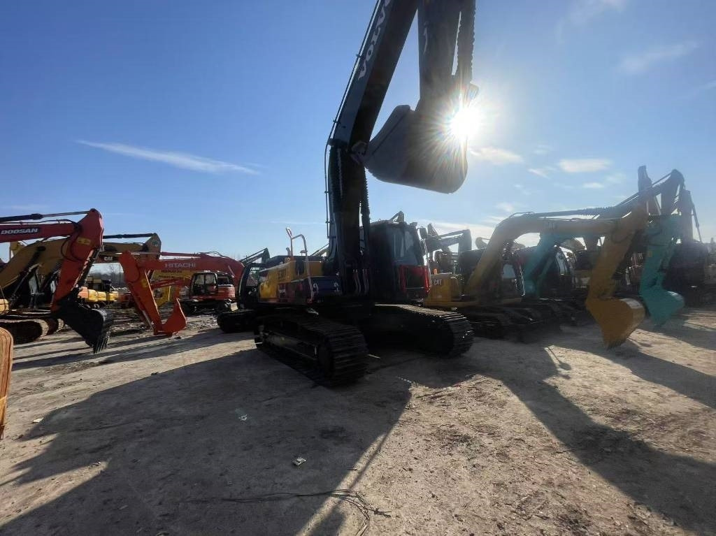 Volvo EC 300 - 履带式挖掘机:图4 Volvo EC 300 - 履带式挖掘机:图4