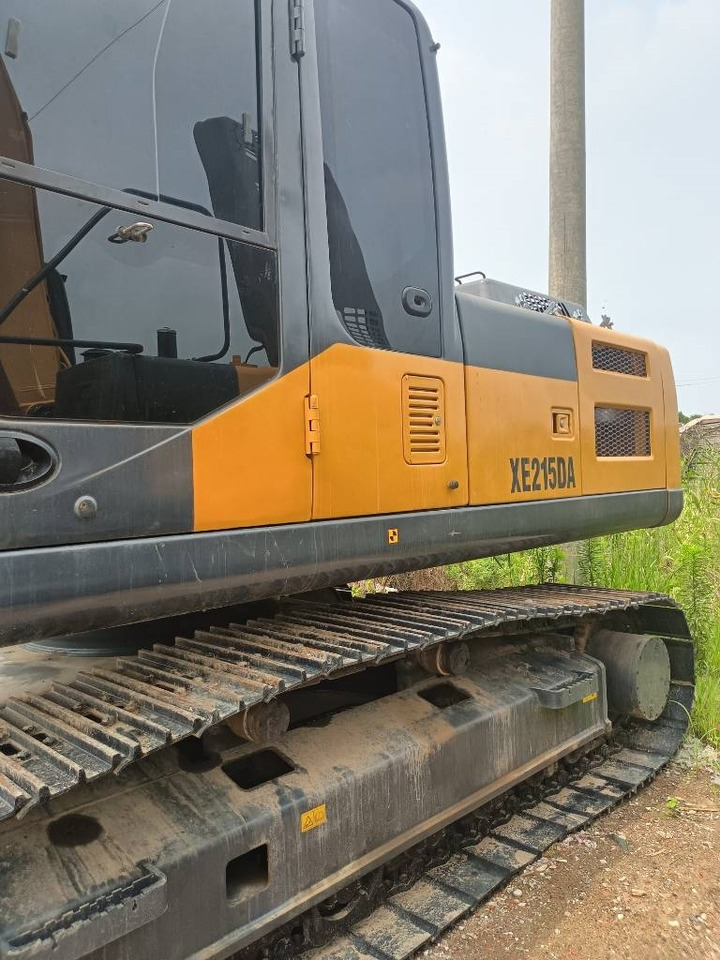 XCMG XE 215 DA - 履带式挖掘机:图3 XCMG XE 215 DA - 履带式挖掘机:图3