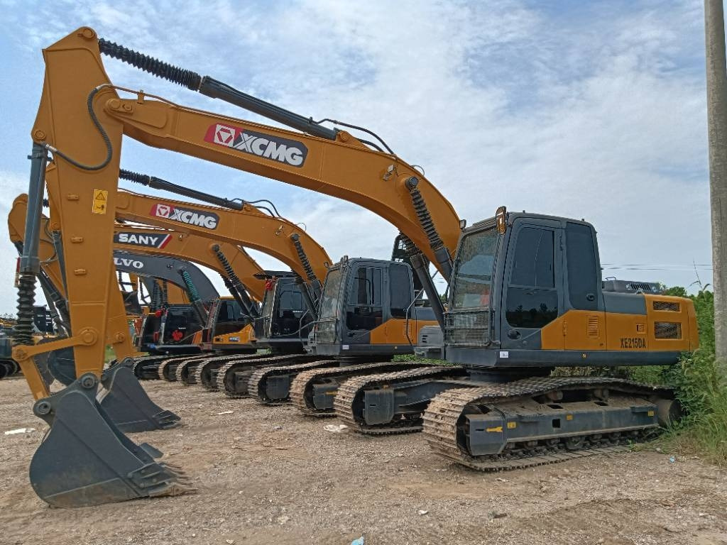 XCMG XE 215 DA - 履带式挖掘机:图1 XCMG XE 215 DA - 履带式挖掘机:图1