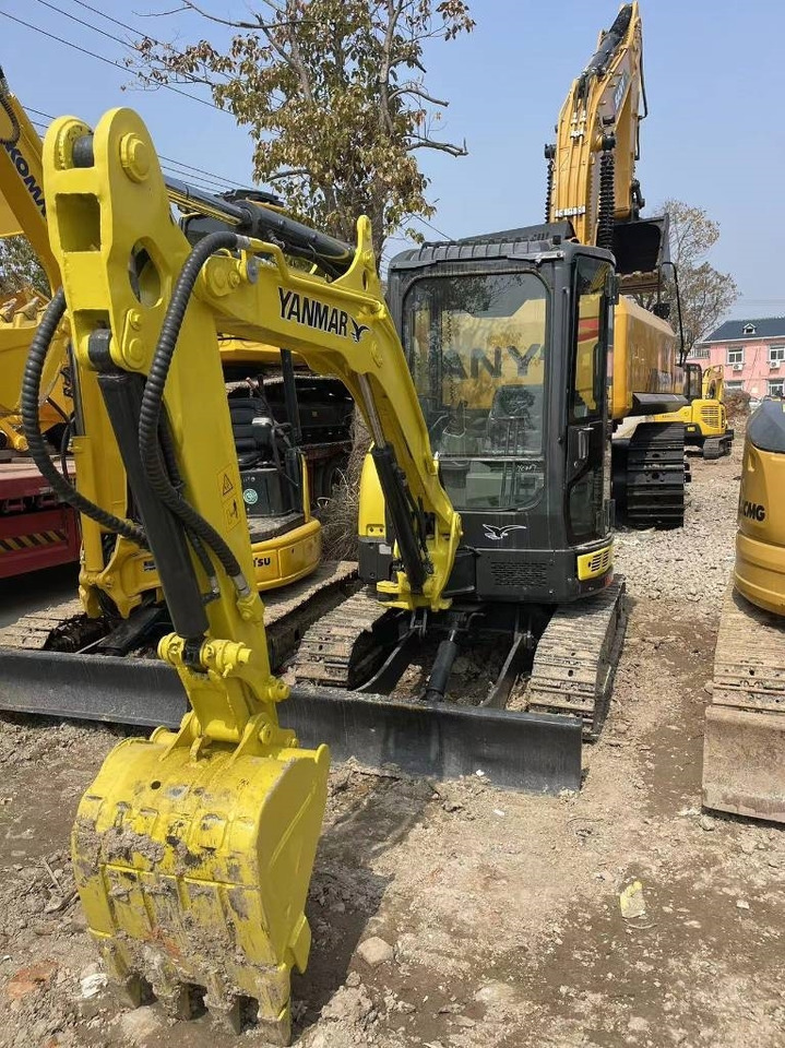 Yanmar Vio 35 - 小型挖掘机:图5 Yanmar Vio 35 - 小型挖掘机:图5