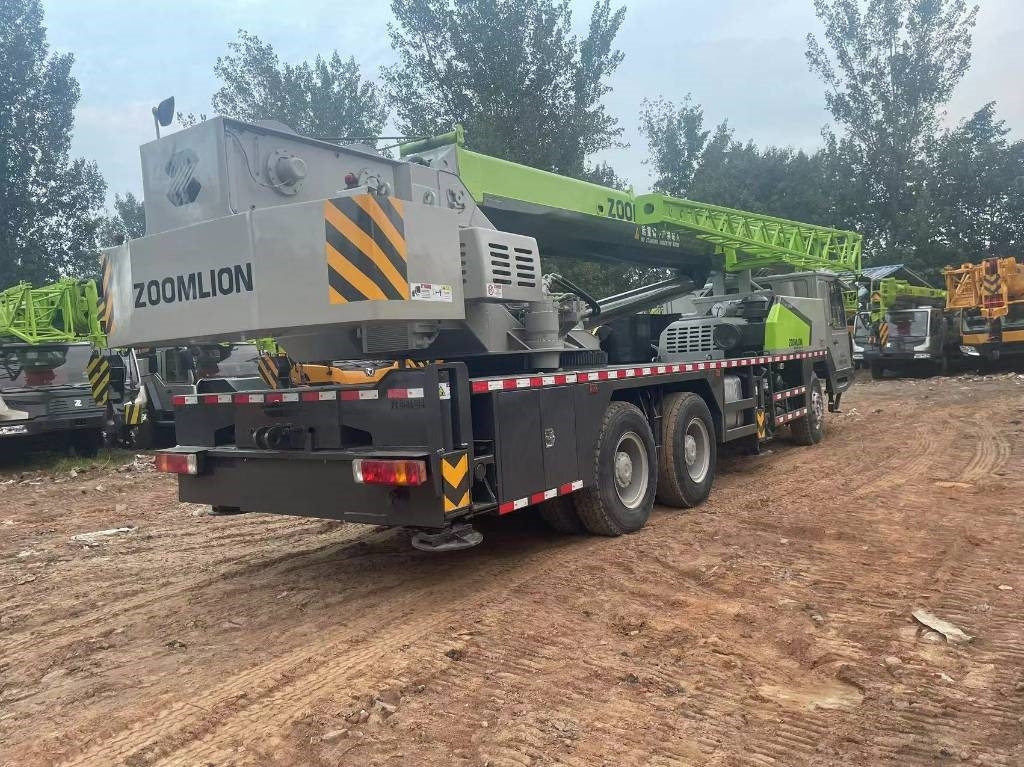 Zoomlion ZTC 500 V - 全地形起重机:图2 Zoomlion ZTC 500 V - 全地形起重机:图2