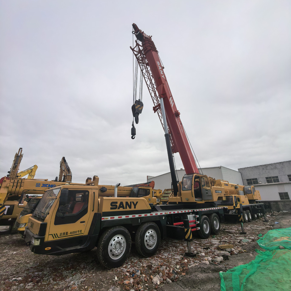 SANY STC800 - 移动式起重机:图2 SANY STC800 - 移动式起重机:图2