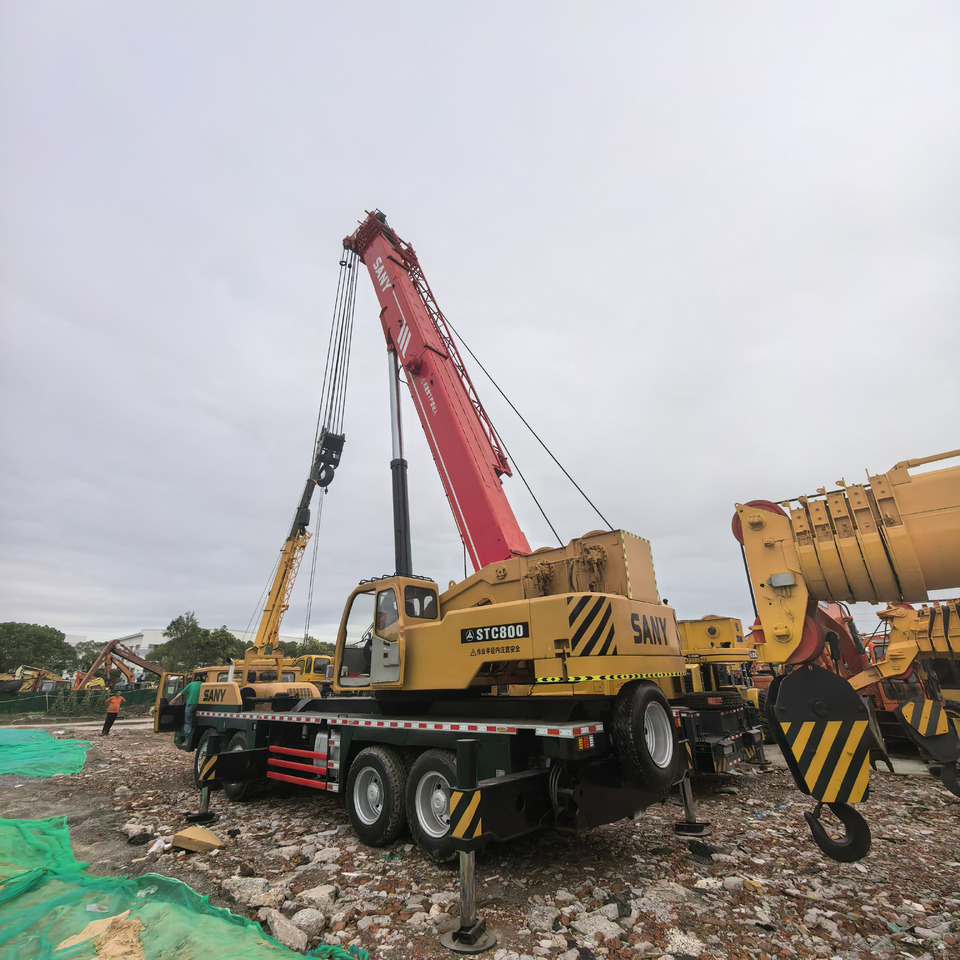 SANY STC800 - 移动式起重机:图1 SANY STC800 - 移动式起重机:图1
