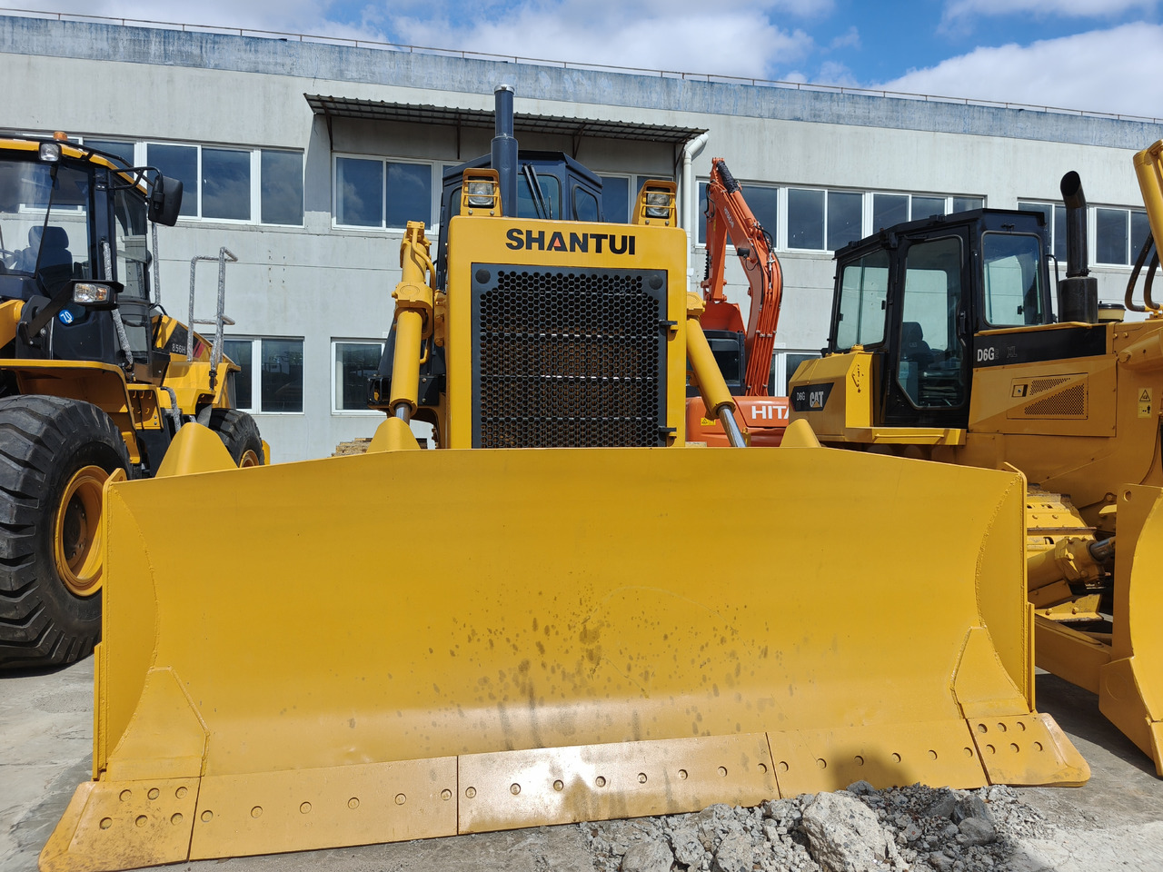 SHANTUI SD22 dozer - 推土机:图1 SHANTUI SD22 dozer - 推土机:图1