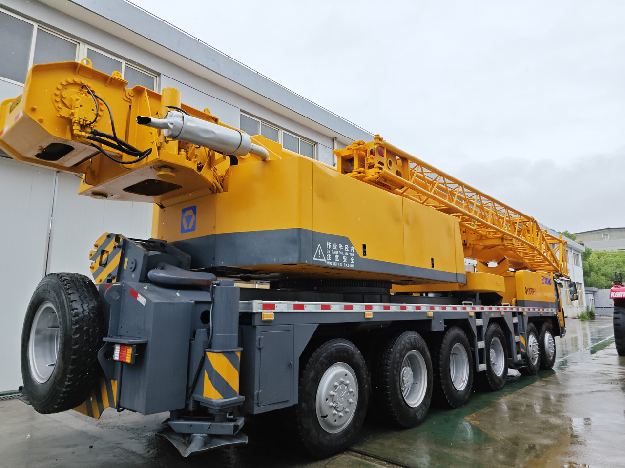XCMG QY100K Used 100ton xcmg truck crane - 全地形起重机:图4 XCMG QY100K Used 100ton xcmg truck crane - 全地形起重机:图4