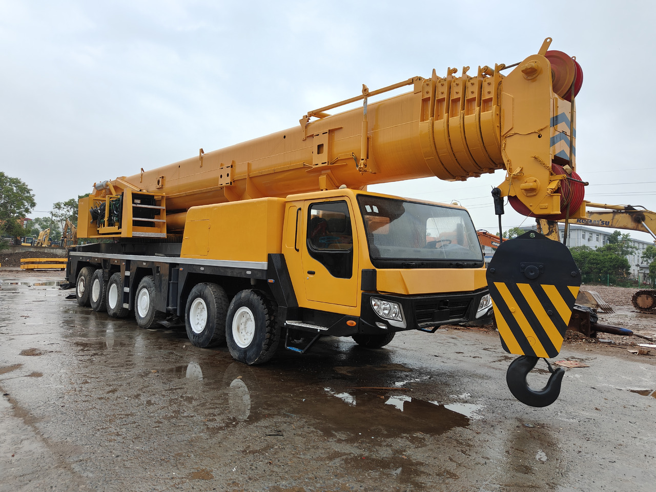 XCMG QY130K 130T Truck Crane - 移动式起重机:图1 XCMG QY130K 130T Truck Crane - 移动式起重机:图1