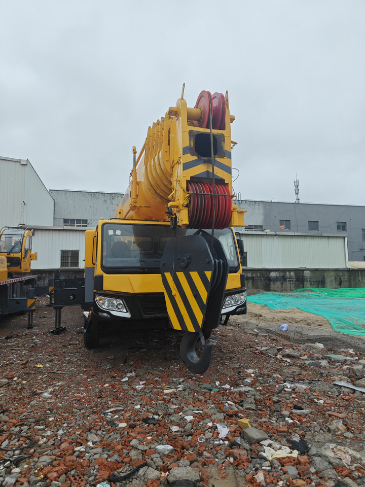 XCMG QY130K QY130K-II used crane 130t - 移动式起重机:图5 XCMG QY130K QY130K-II used crane 130t - 移动式起重机:图5