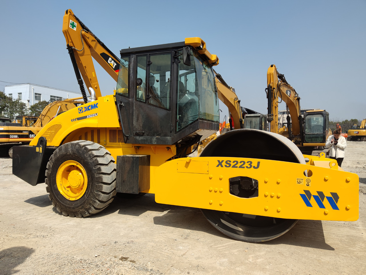 XCMG XS223J Roller Road - 压实机:图5 XCMG XS223J Roller Road - 压实机:图5