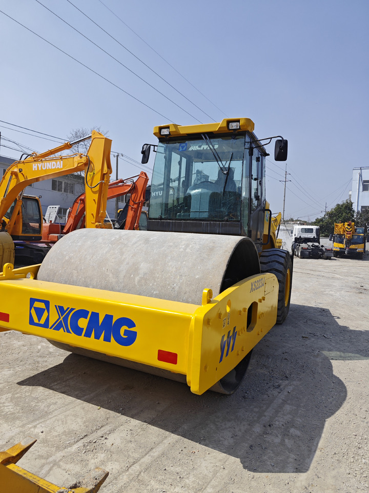 XCMG XS223J used xcmg road roller - 压实机:图3 XCMG XS223J used xcmg road roller - 压实机:图3