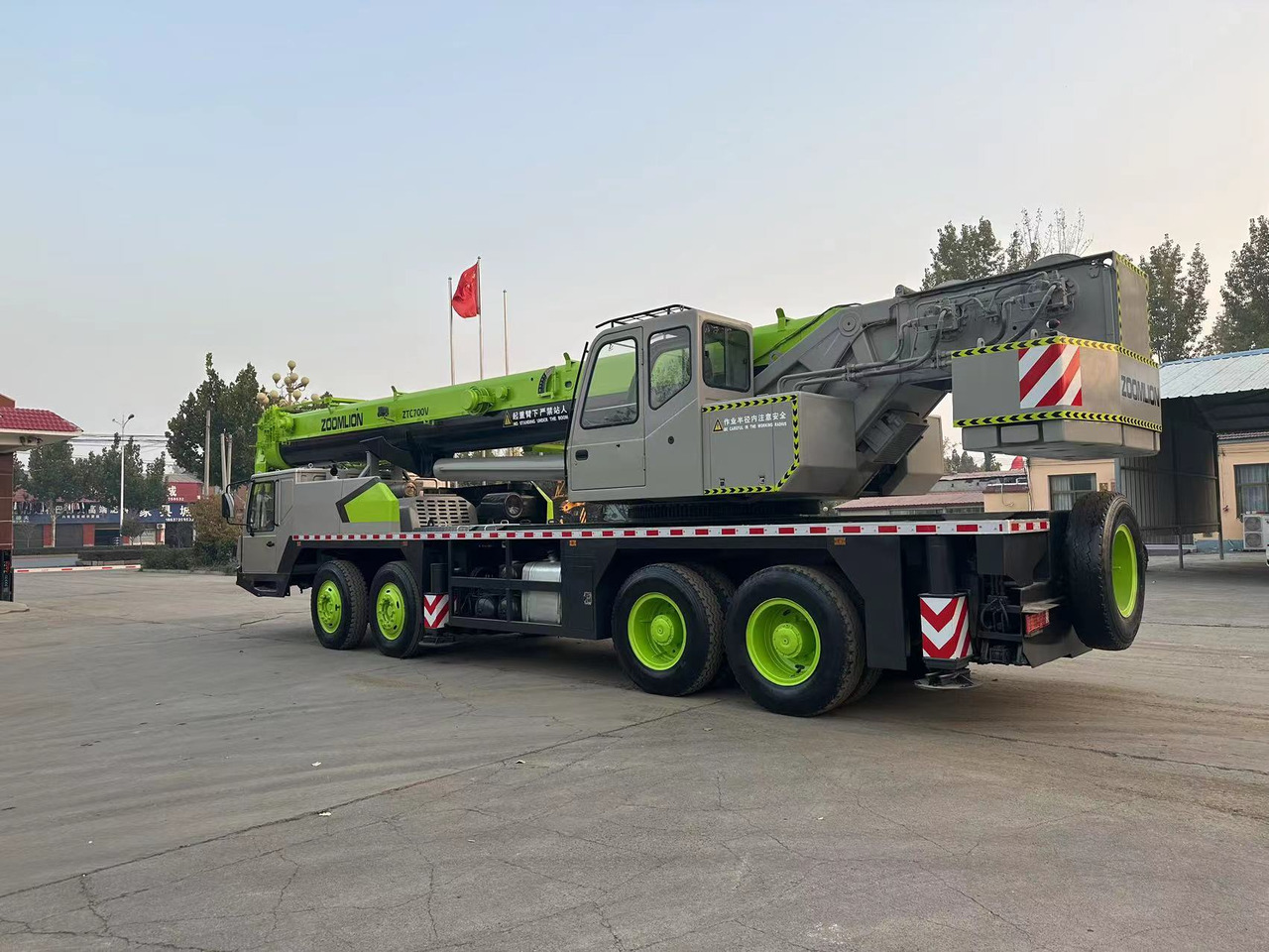 ZOOMLION ZTC700V - 移动式起重机:图4 ZOOMLION ZTC700V - 移动式起重机:图4