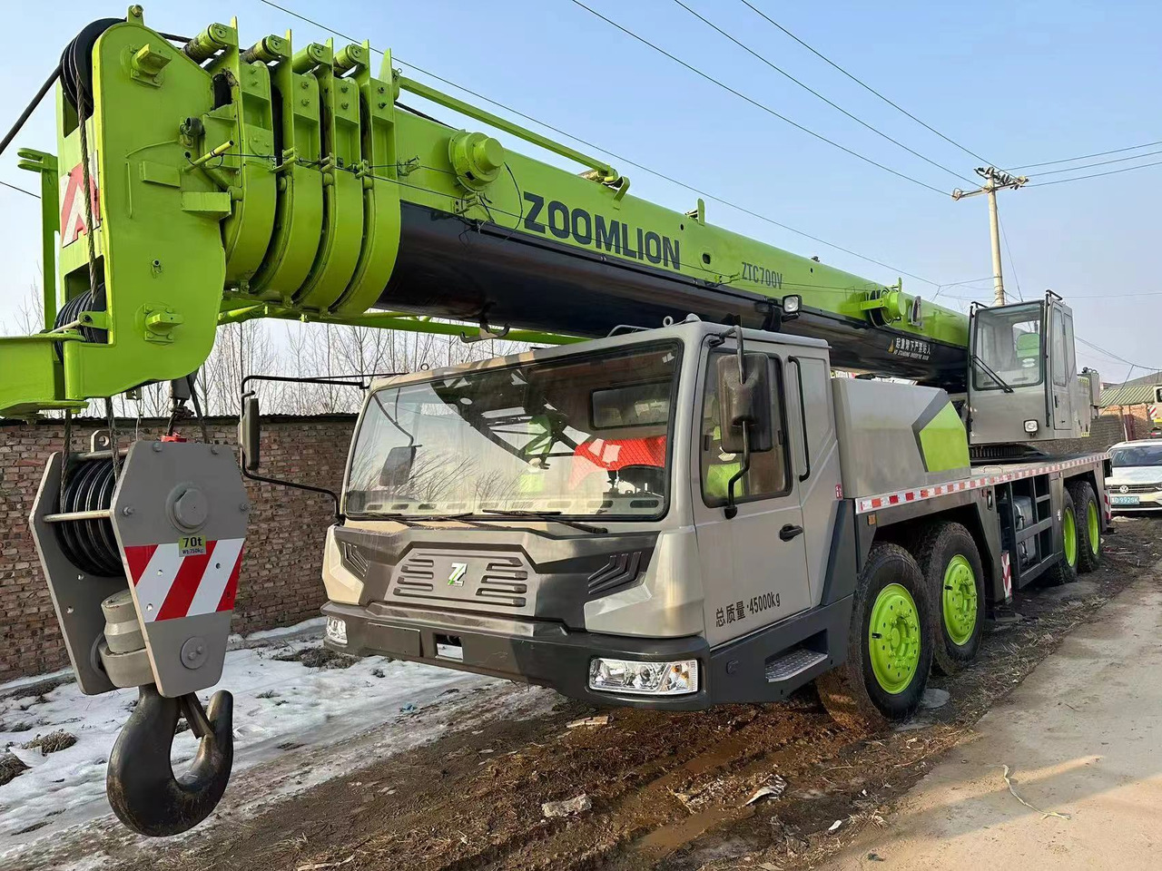 Zoomlion ZTC70 Used 70ton truck crane - 移动式起重机:图3 Zoomlion ZTC70 Used 70ton truck crane - 移动式起重机:图3