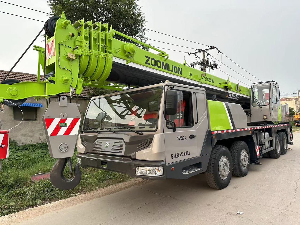 Zoomlion ztc550 used 55ton truck crane - 移动式起重机:图2 Zoomlion ztc550 used 55ton truck crane - 移动式起重机:图2